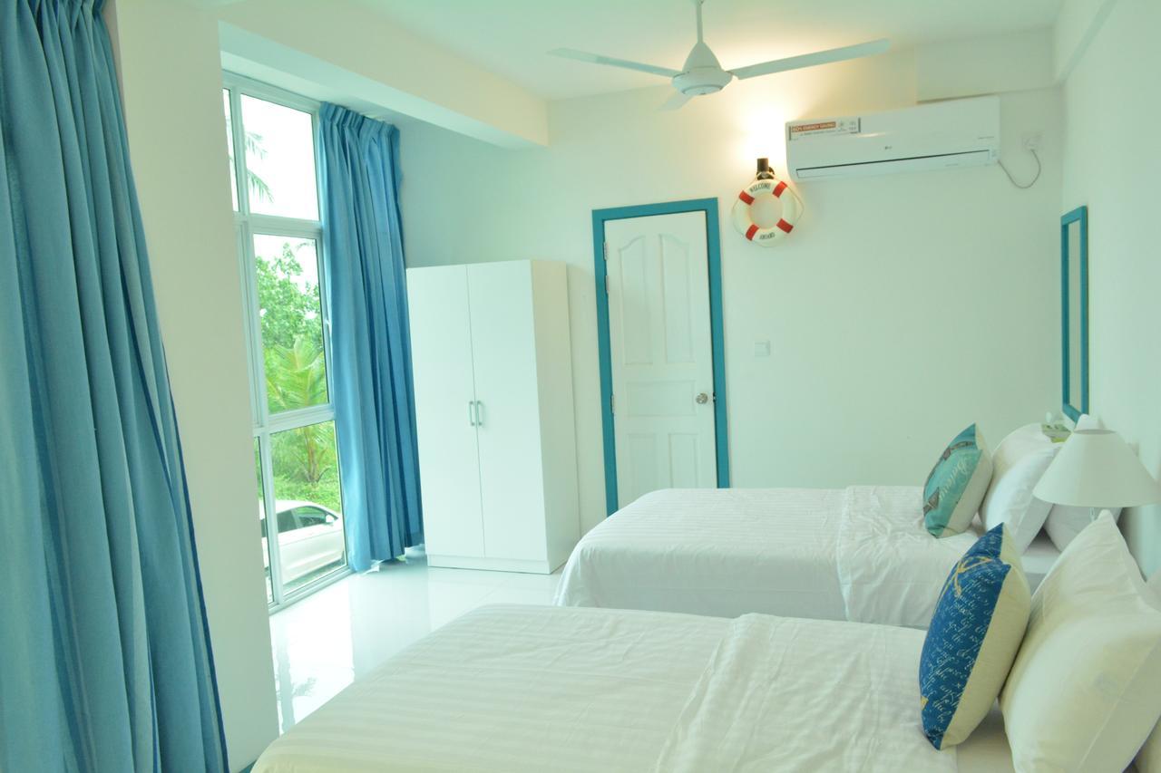 The Aquzz Hotel Hulhumale Exterior photo